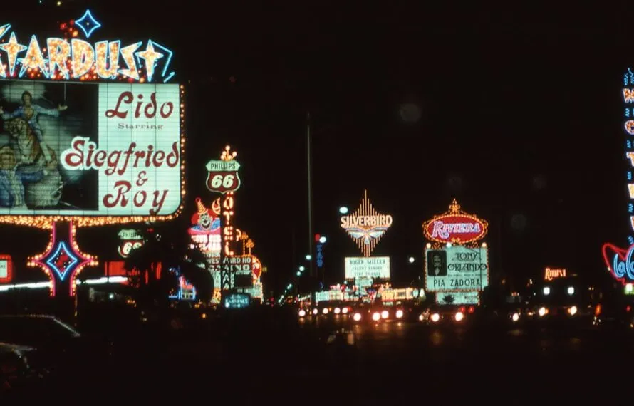 How Far Is Downtown Grand Las Vegas From The Strip? How Far Is Downtown Grand Las Vegas From The Strip?