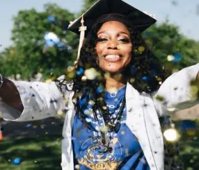 How To Be A Confetti Thrower In Times Square How To Be A Confetti Thrower In Times Square